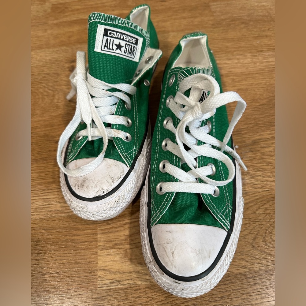 green low top converse womens 7